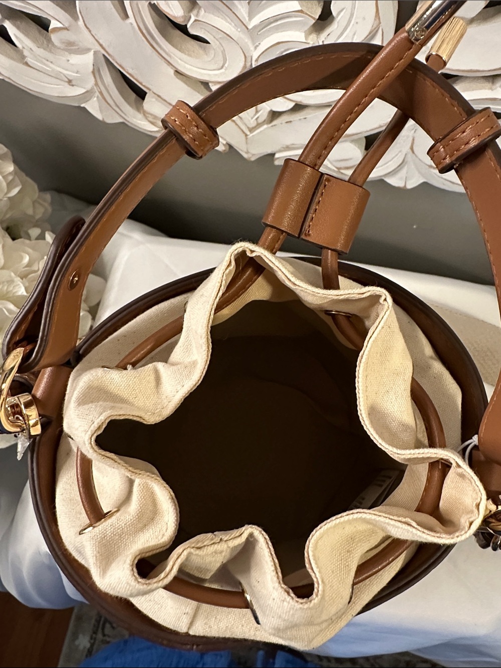 Tommy Bahama Brown and Cream Woven Bucket Crossbody Bag - Picture 3 of 4